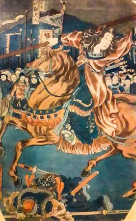 Historie z okresu Trzech Królestw - Shukuyu Fujin walcząca na koniu