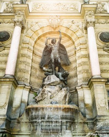 Fontanna Świętego Michała w Paryżu
